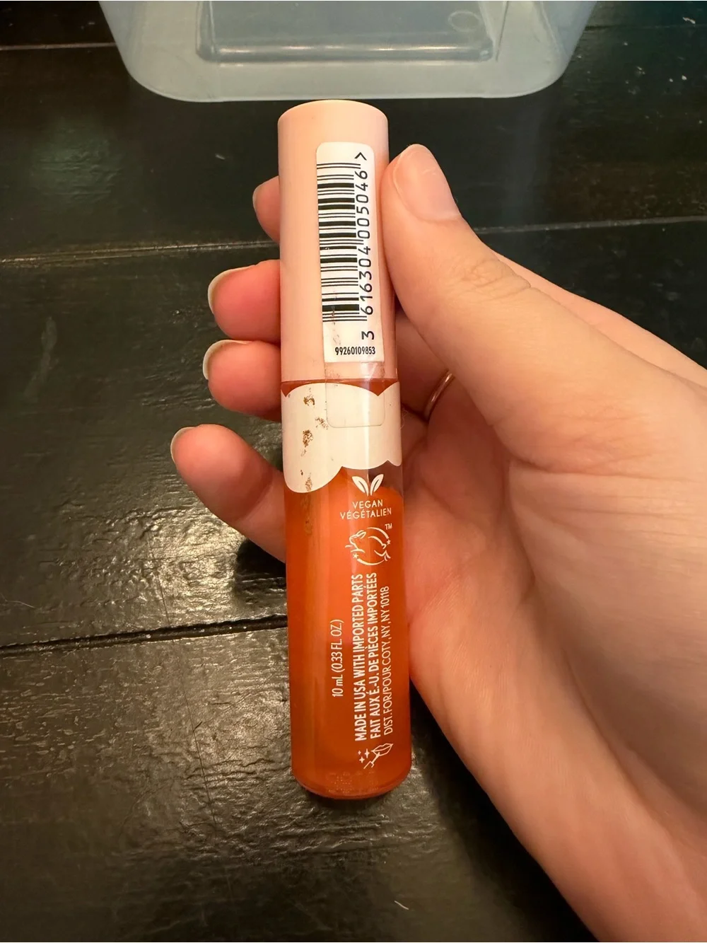 NWT COVERGIRL Clean Fresh Yummy Gloss Lip Gloss — 550 My Main Squeeze (Coral)